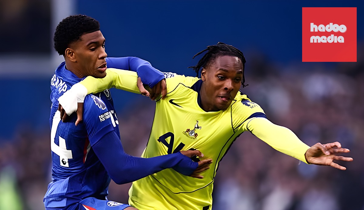 Cả Chelsea và Tottenham Hotspur đều còn mục tiêu ở ngày hạ màn của Ngoại hạng Anh.