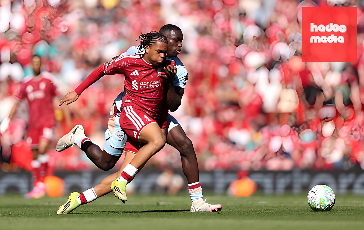 Kayode vừa gây ấn tượng mạnh khi đối đầu chính Liverpool.