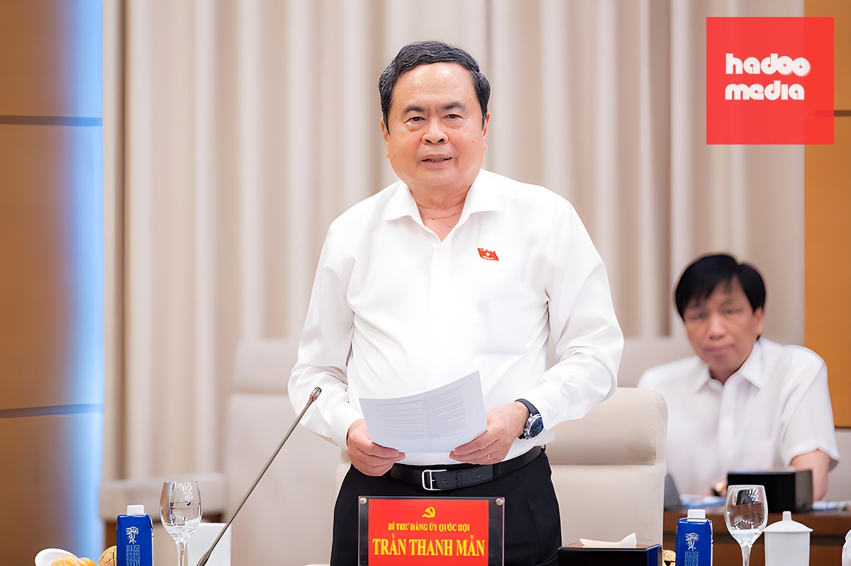 Chủ tịch Quốc hội Trần Thanh Mẫn phát biểu tại buổi làm việc. Ảnh: Hoàng Phong
