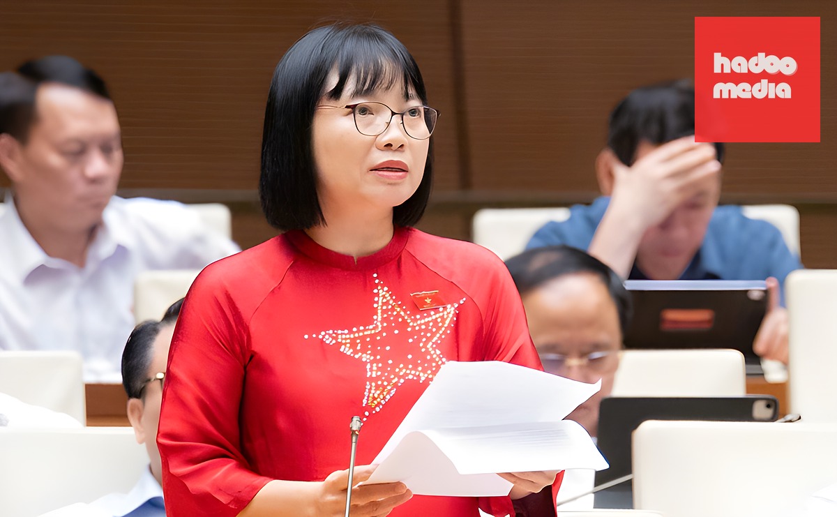 Đại biểu Nguyễn Thị Việt Nga trên nghị trường Quốc hội. Ảnh: Hoàng Phong