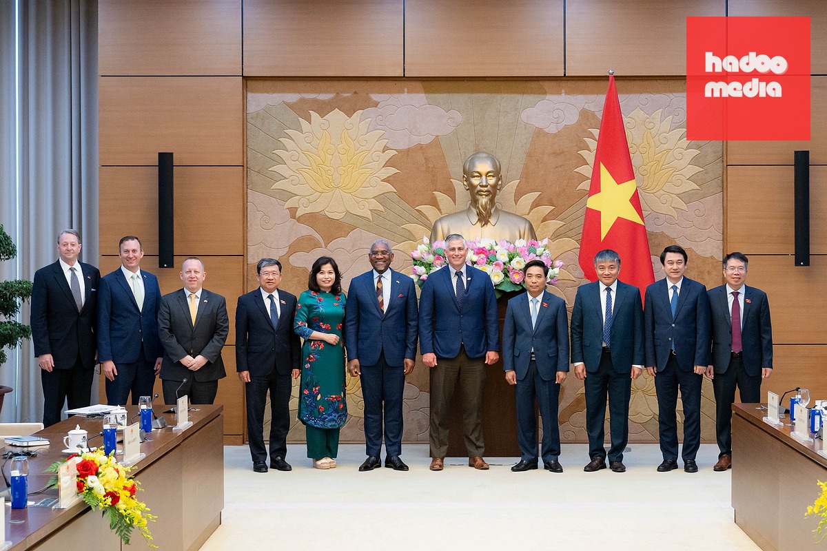Phó chủ tịch Quốc hội Nguyễn Doãn Anh tiếp đoàn nghị sĩ Mỹ - Ảnh: Quochoi.vn