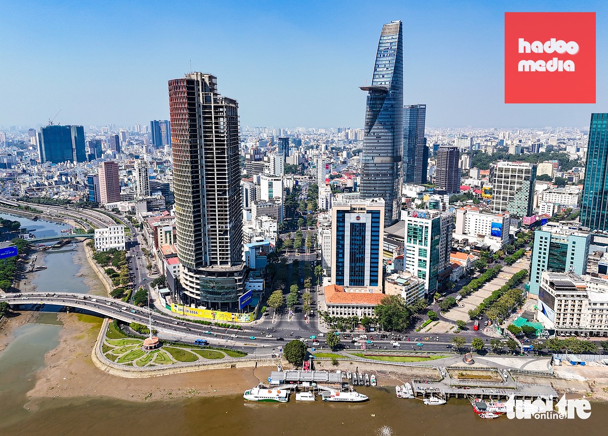 Thường trực HĐND TP.HCM mời các cơ quan, tổ chức, chuyên gia, cử tri và toàn thể nhân dân tham gia đóng góp ý kiến vào dự thảo Luật Đô thị đặc biệt - Ảnh: CHÂU TUẤN