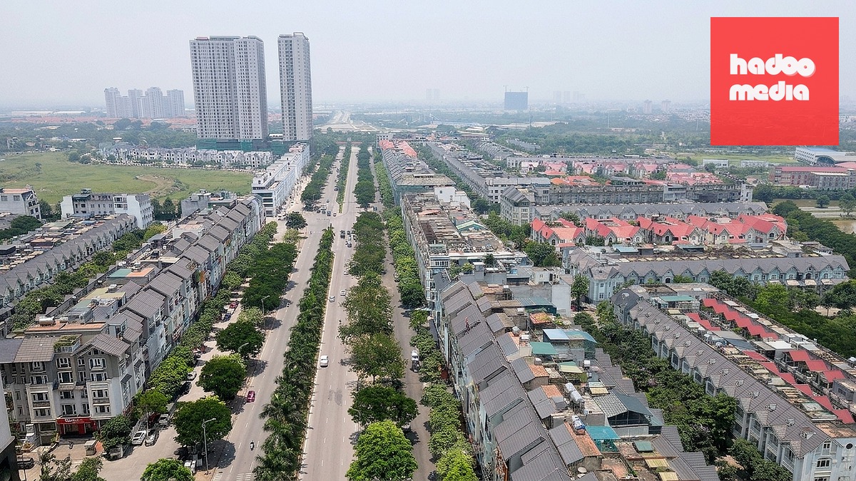 Nhà liền kề ở phía tây Hà Nội - Ảnh: T.KH.