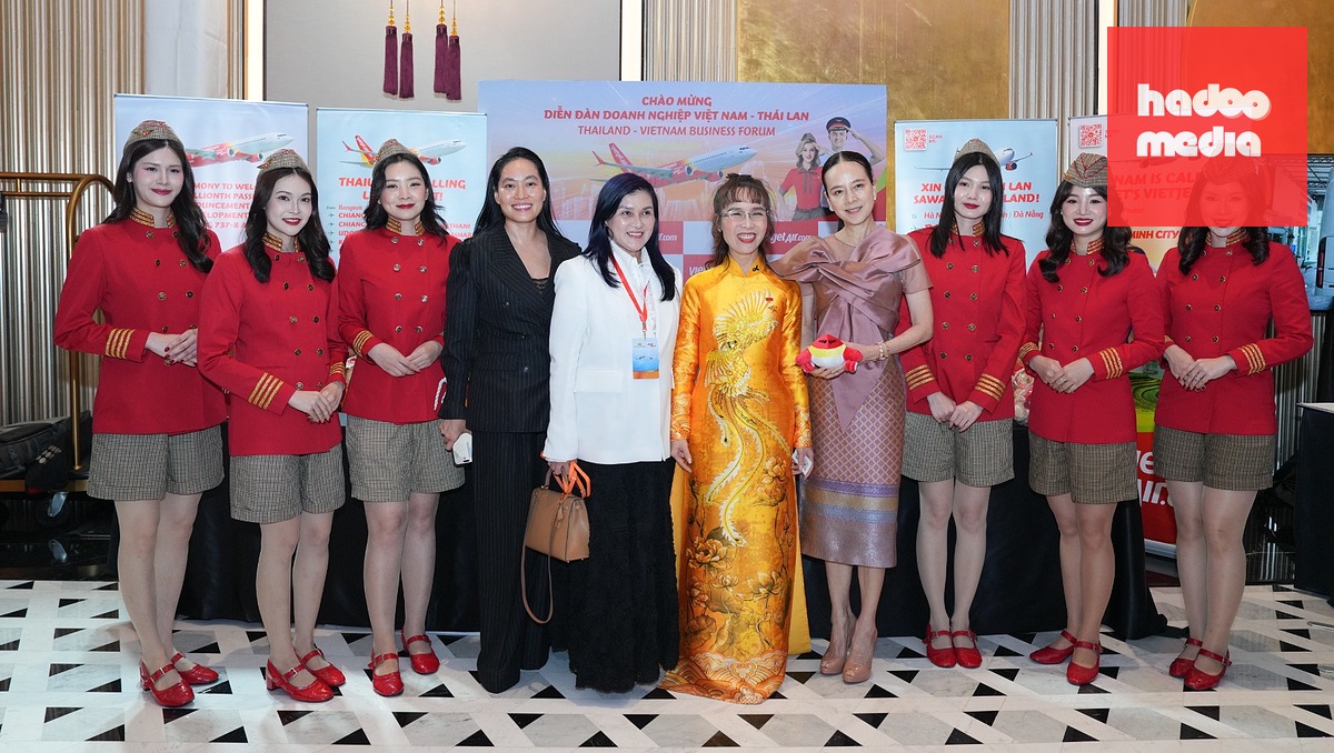 Madam Pang và Tiến sĩ Nguyễn Thị Phương Thảo sẽ cùng nhau thúc đẩy các hoạt động thể thao, văn hoá và phát triển cộng đồng - Ảnh: TÀI NGUYỄN
