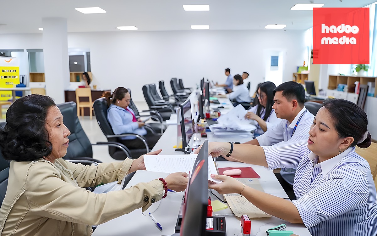 TP.HCM bố trí 408 người hoạt động không chuyên trách làm chuyển đổi số cấp xã - Ảnh 2.