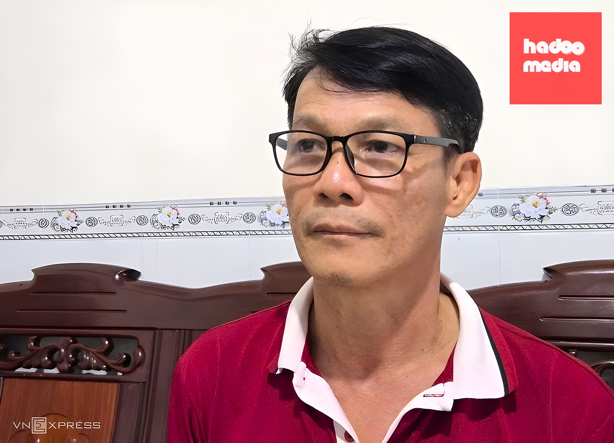 Ông Trần Văn Tâm chưa hết xúc động nhớ lại khoảnh khắc nhận quyết định đình chỉ điều tra bị can. Ảnh: Chúc Ly