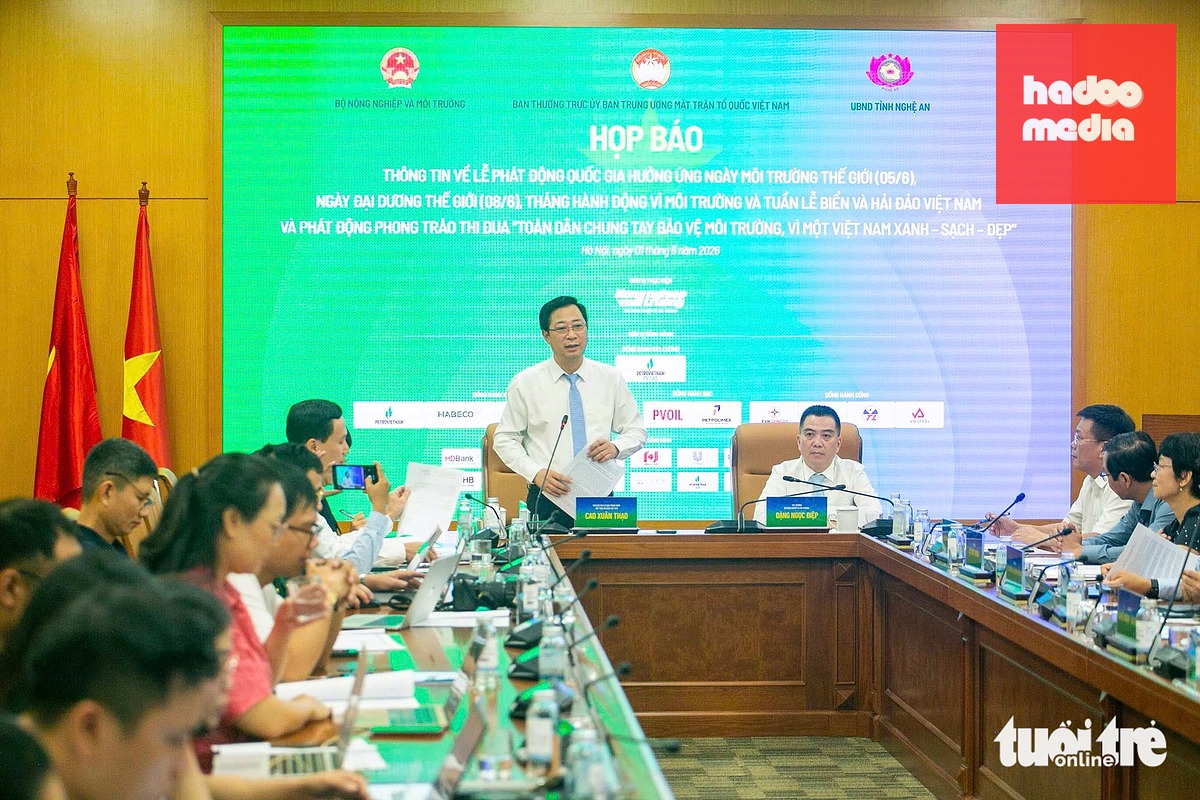 Quang cảnh buổi họp báo - Ảnh: CHÍ TUỆ