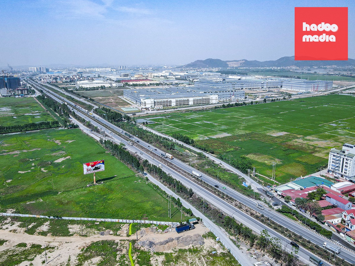 Cầu Kim Chân được kỳ vọng kết nối các khu công nghiệp trọng điểm gần sông Cầu như Quang Châu, Vân Trung, Quế Võ - Ảnh: THU HƯƠNG