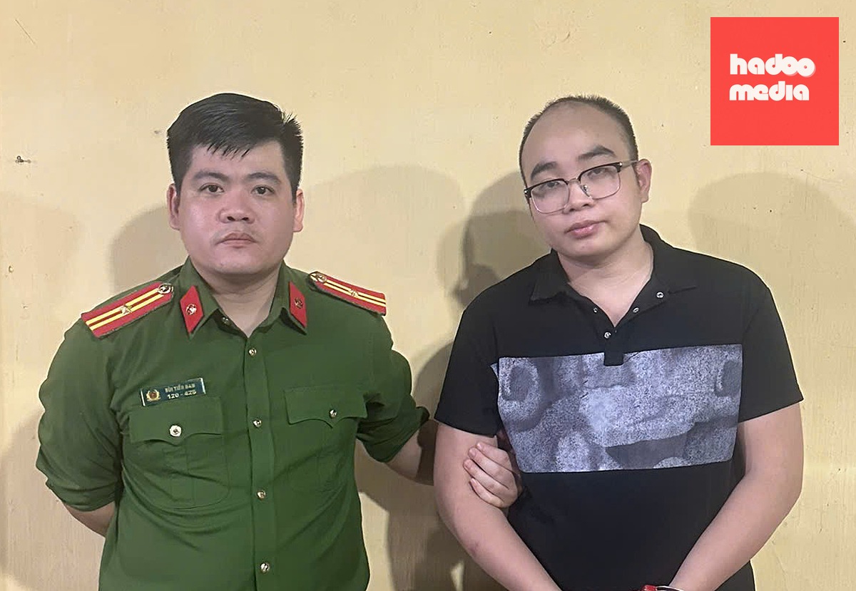 Bị can Phạm Ngọc Mạnh tại cơ quan công an - Ảnh: Công an cung cấp