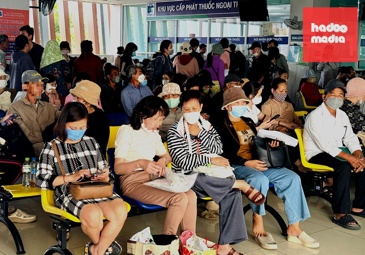 Bệnh nhân điều trị ung thư tại Bệnh viện Ung bướu TP.HCM - Ảnh: THU HIẾN