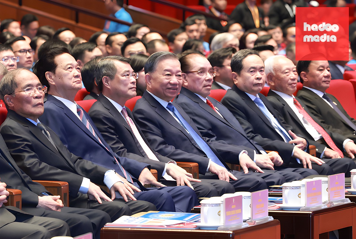 Lãnh đạo Đảng, Nhà nước, Quốc hội, nguyên lãnh đạo dự phiên trọng thể Đại hội Công đoàn, ngày 4/6. Ảnh: Hoàng Phong