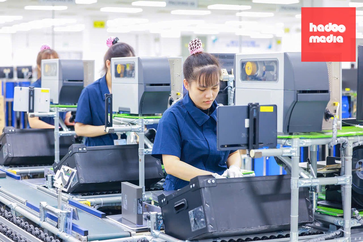 Các doanh nghiệp sản xuất xanh luôn mong muốn mua được điện trực tiếp từ các nguồn năng lượng tái tạo - Ảnh: D.L.