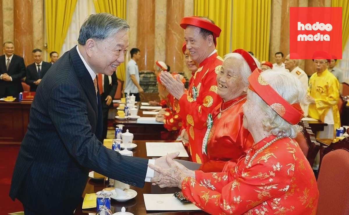 Tổng Bí thư, Chủ tịch nước Tô Lâm gặp mặt 85 người cao tuổi tiêu biểu toàn quốc, chiều 5/6. Ảnh: TTXVN
