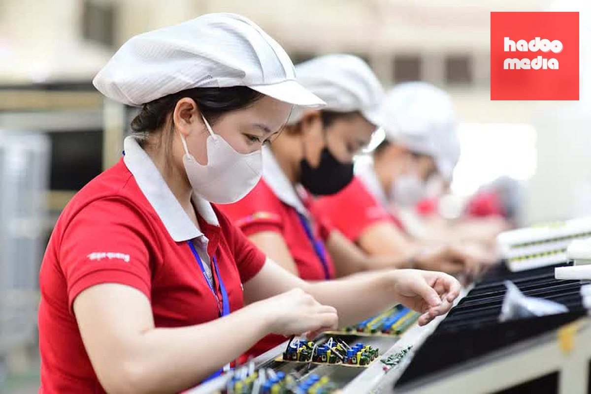 Ảnh minh họa người lao động làm việc - Ảnh: QUANG ĐỊNH