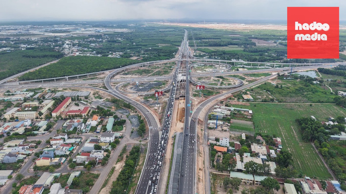 Toàn cảnh nút giao Long Thành. Ảnh: Phước Tuấn