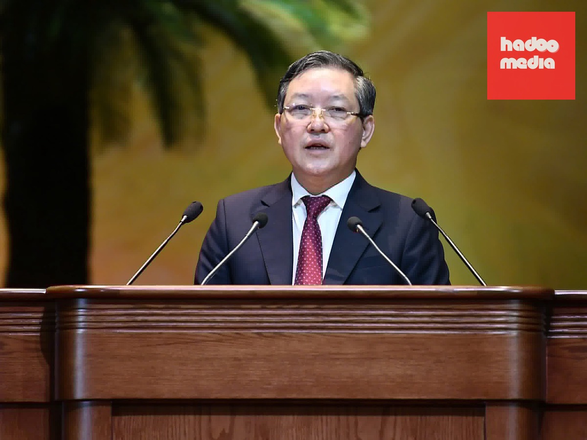 Chủ tịch Hội Nông dân Việt Nam Lương Quốc Đoàn điều hành bầu Đoàn Chủ tịch, Đoàn Thư ký, Ban Thẩm tra tư cách đại biểu đại hội - Ảnh: NAM TRẦN