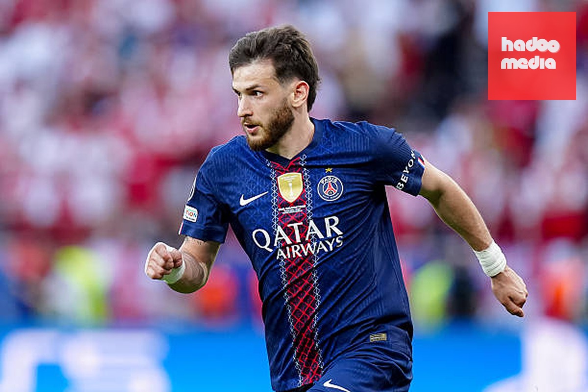 Khvicha Kvaratskhelia nằm trong tầm ngắm của Real Madrid.