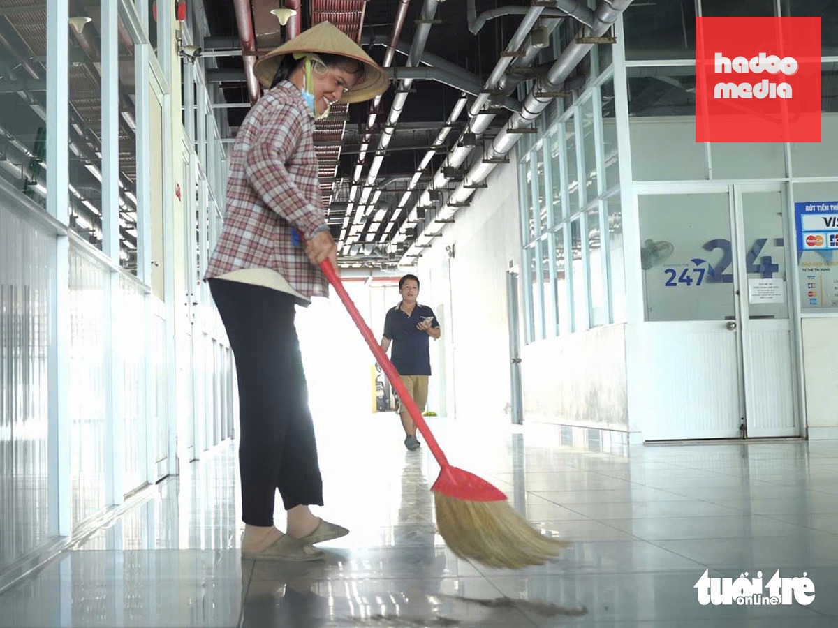 Chung cư có nhân viên quét dọn vệ sinh