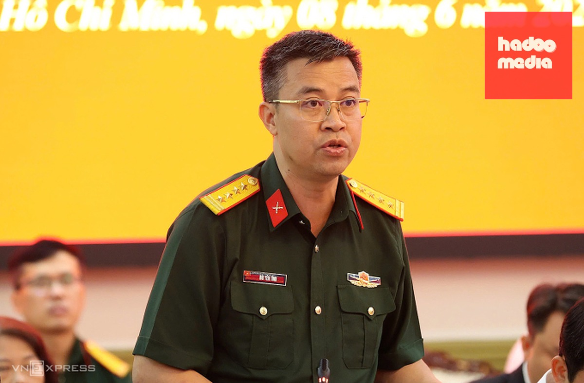 Đại tá Bùi Yên Tĩnh, Cục phó Tác chiến, phát biểu tại hội thảo, sáng 8/6. Ảnh: Đình Văn