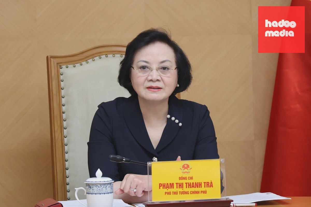 Phó thủ tướng Phạm Thị Thanh Trà làm việc với các cơ quan về đề án thành lập thành phố Quảng Ninh, sáng 9/6. Ảnh: Thu Giang