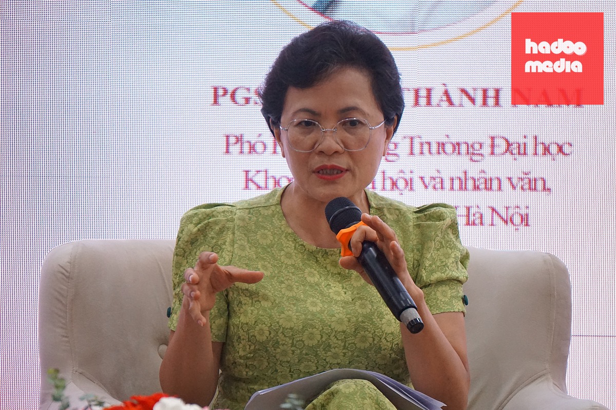 PGS.TS Lê Thị Thục chia sẻ tại hội thảo - Ảnh: T.ĐIỂU