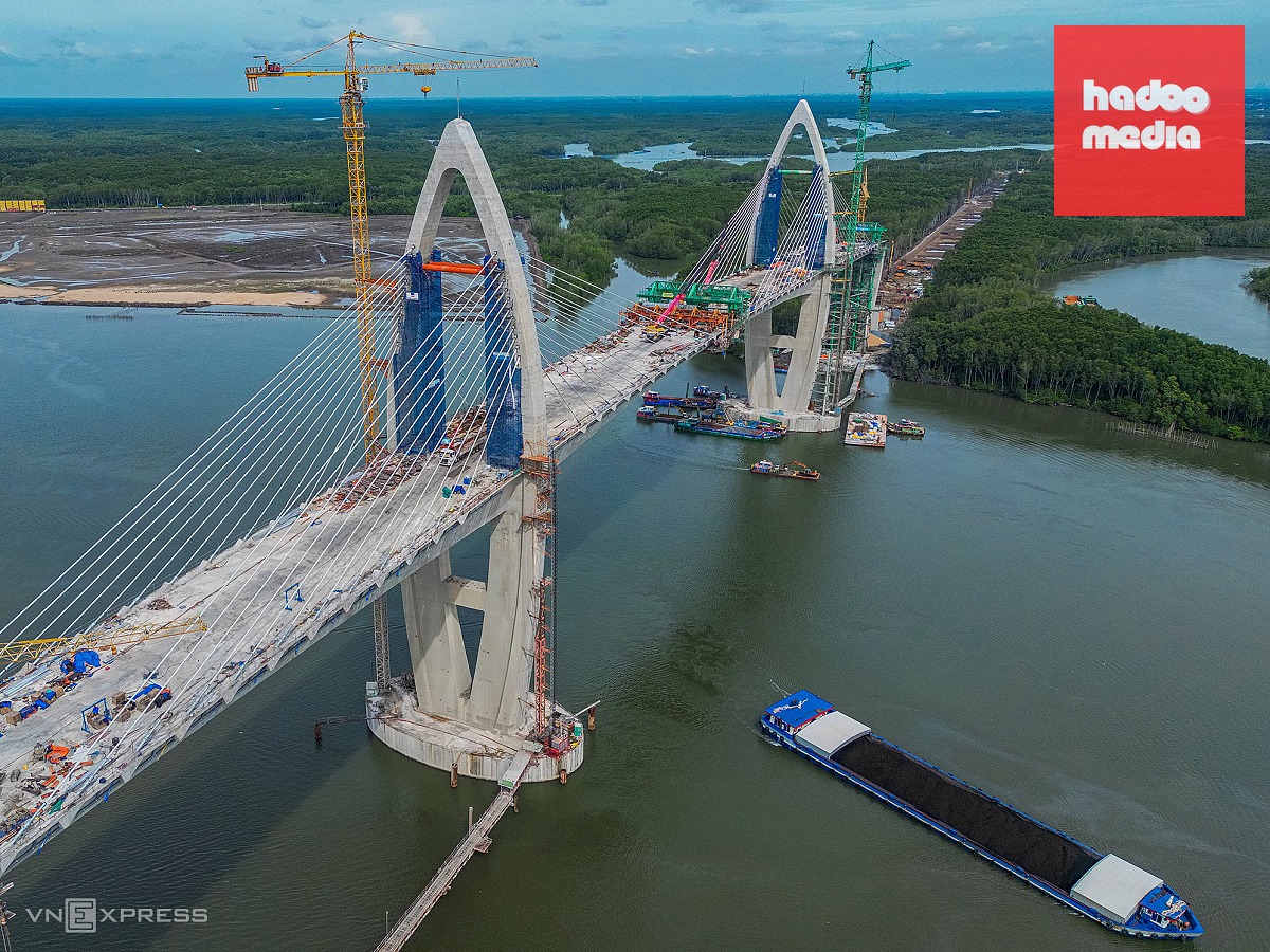 Cầu nối cao tốc Bến Lức - Long Thành với cảng Cái Mép trước ngày hợp long