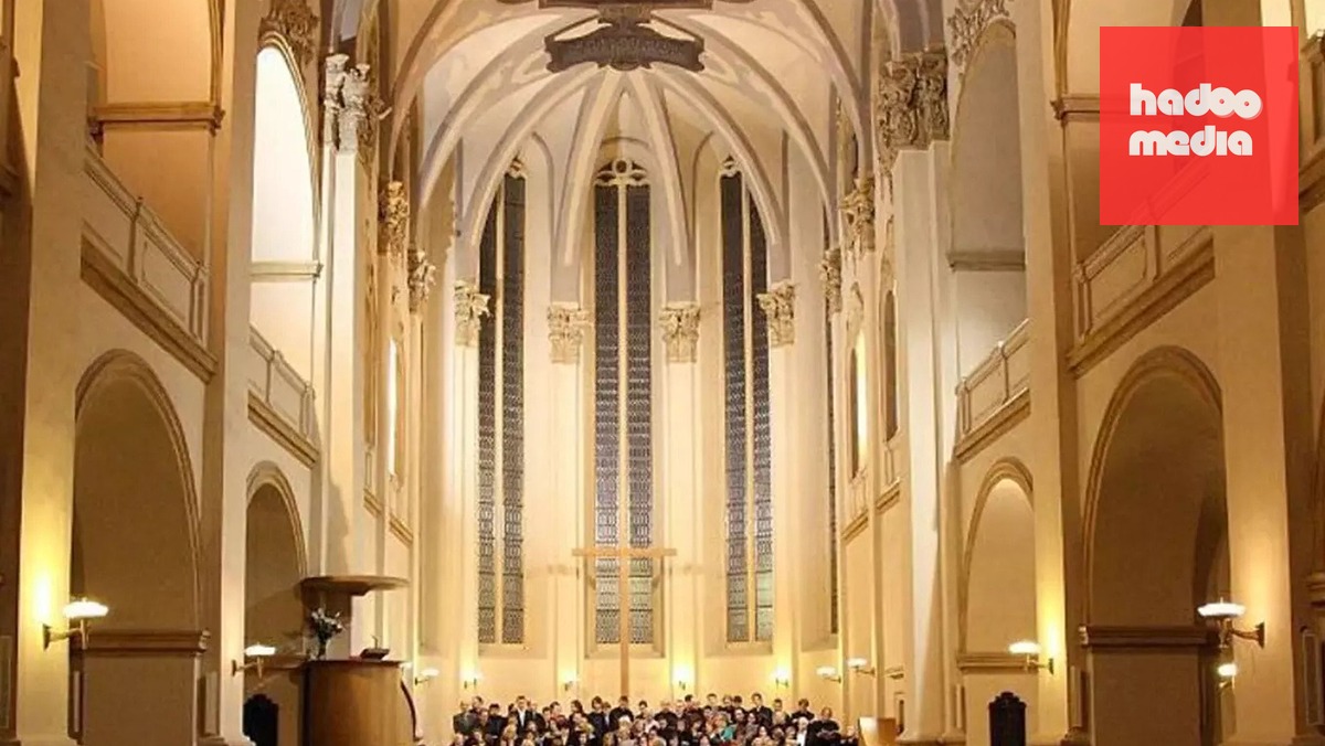 Voices of Prague trình diễn nhạc kịch Broadway tại Khu Phố Cổ Praha ngày 20/6