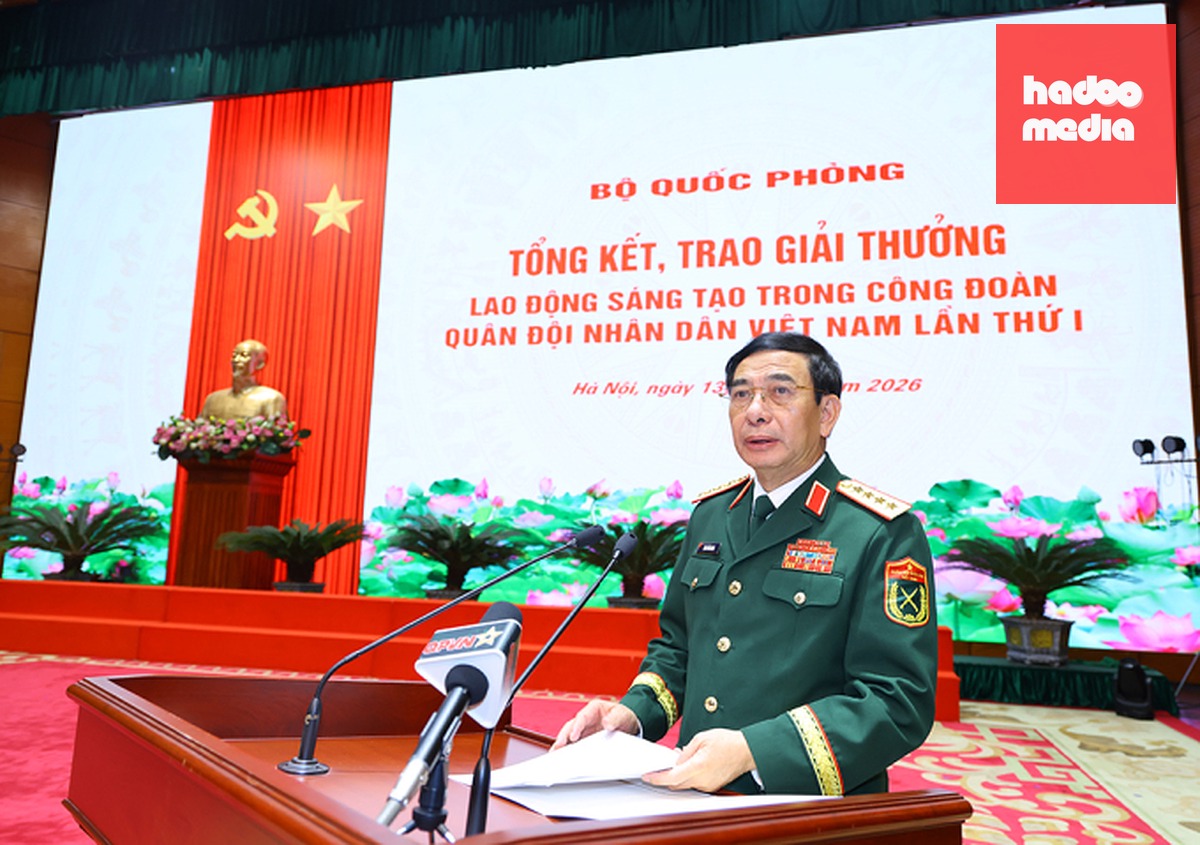 Phó thủ tướng, Bộ trưởng Quốc phòng Phan Văn Giang phát biểu tại buổi lễ. Ảnh: Hoàng Phong