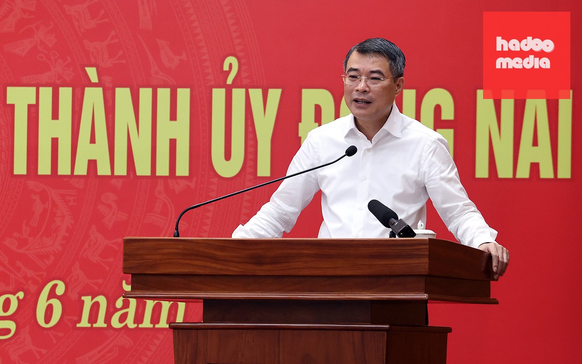 Thủ tướng Lê Minh Hưng phát biểu kết luận cuộc làm việc với Ban Thường vụ Thành ủy Đồng Nai - Ảnh: VGP