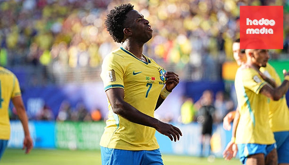 Vinicius cho rằng chất lượng mặt cỏ khiến lỗi chơi của Brazil gặp khó.