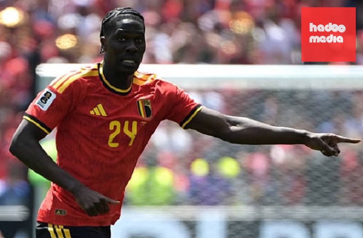 Amadou Onana (6.5): Có một trận đấu mờ nhạt, hoàn toàn thất bại trong việc áp đặt thế trận khu trung tuyến và bị rút ra trước khi trận đấu trôi qua 60 phút.

Youri Tielemans (6.8): Thi đấu không hiệu quả trong hiệp một nhưng khởi sắc hơn ở hiệp hai, chính anh là người châm ngòi cho Meunier thoát xuống dẫn đến bàn thắng.

Leandro Trossard (6.9): Sở hữu pha giật gót kiến tạo cơ hội xuất sắc cho Meunier, tuy nhiên anh không duy trì được mối đe dọa tấn công mạnh mẽ như người đồng đội.

Kevin De Bruyne (6.6): Vẫn là người dễ tạo đột biến nhất với cú đá phạt trúng cột dọc. Tuy nhiên, nhìn chung màn trình diễn của anh chưa đúng như kỳ vọng khi bỏ lỡ những cơ hội ngon ăn.

Jeremy Doku (6.9): Tận dụng tốt tốc độ và khả năng rê dắt để gây lúng túng cho đối phương, nhưng kỹ năng dứt điểm vẫn gây thất vọng khi cơ hội đến.

Charles De Ketelaere (6.5): Màn trình diễn mờ nhạt khi chỉ tạo ra một cơ hội và không sút trúng đích lần nào, nguy cơ lớn phải ngồi dự bị trận tới.