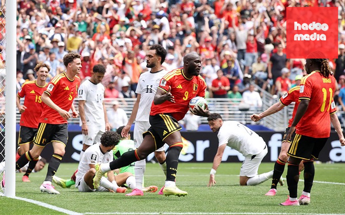 Lukaku góp công lớn giúp Bỉ giành lại 1 điểm.