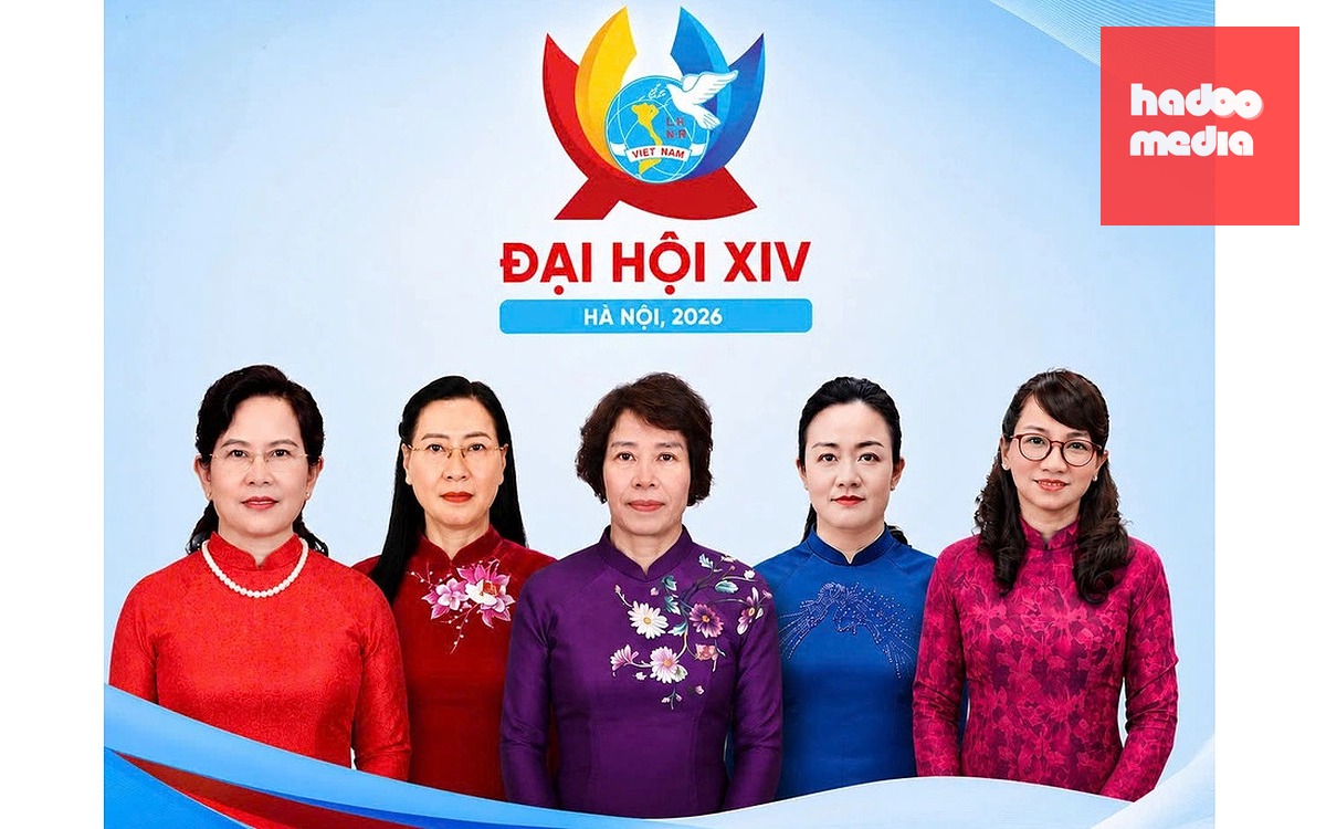 Các nữ Ủy viên Trung ương Đảng tham gia Ban Chấp hành Trung ương Hội Liên hiệp phụ nữ Việt Nam khóa XIV (từ trái qua): bà Lê Thị Thủy, Bùi Thị Quỳnh Vân, Nguyễn Thị Bích Ngọc, Nguyễn Hải Trâm, GS.TS Nguyễn Thị Thanh Mai - Ảnh: Phụ nữ Việt Nam