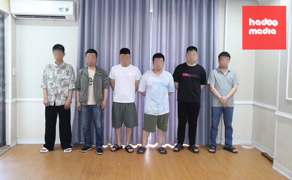 Phát hiện 23 người nước ngoài lưu trú trái phép, nghi điều hành đường dây lừa đảo qua mạng - Ảnh 4.