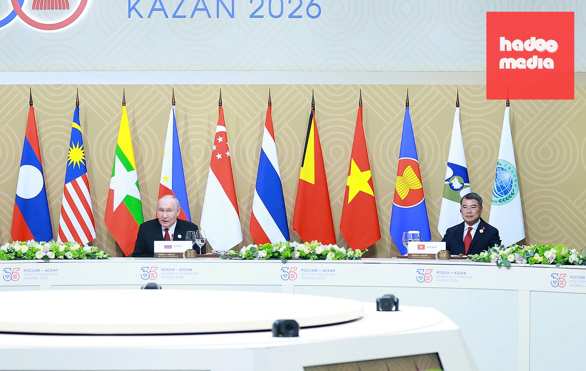 Thủ tướng Lê Minh Hưng tại cuộc ăn trưa làm việc do Tổng thống Nga Vladmir Putin chủ trì - Ảnh: VGP