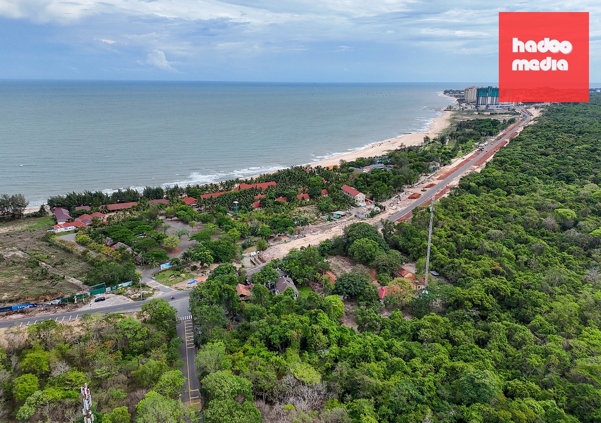Theo hướng tuyến đề xuất, điểm cuối tuyến cao tốc Hồ Tràm - Long Thành giao với đường ven biển khu vực Xuyên Mộc (Bà Rịa - Vũng Tàu cũ) - Ảnh: CHÂU TUẤN