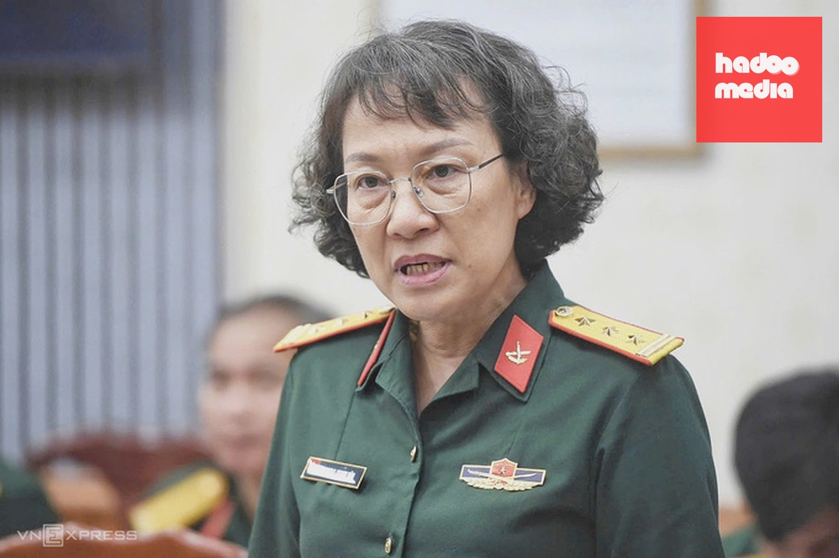 Thượng tá Phạm Thị Thanh Vân phát biểu tại hội nghị, chiều 19/6. Ảnh: Đình Văn