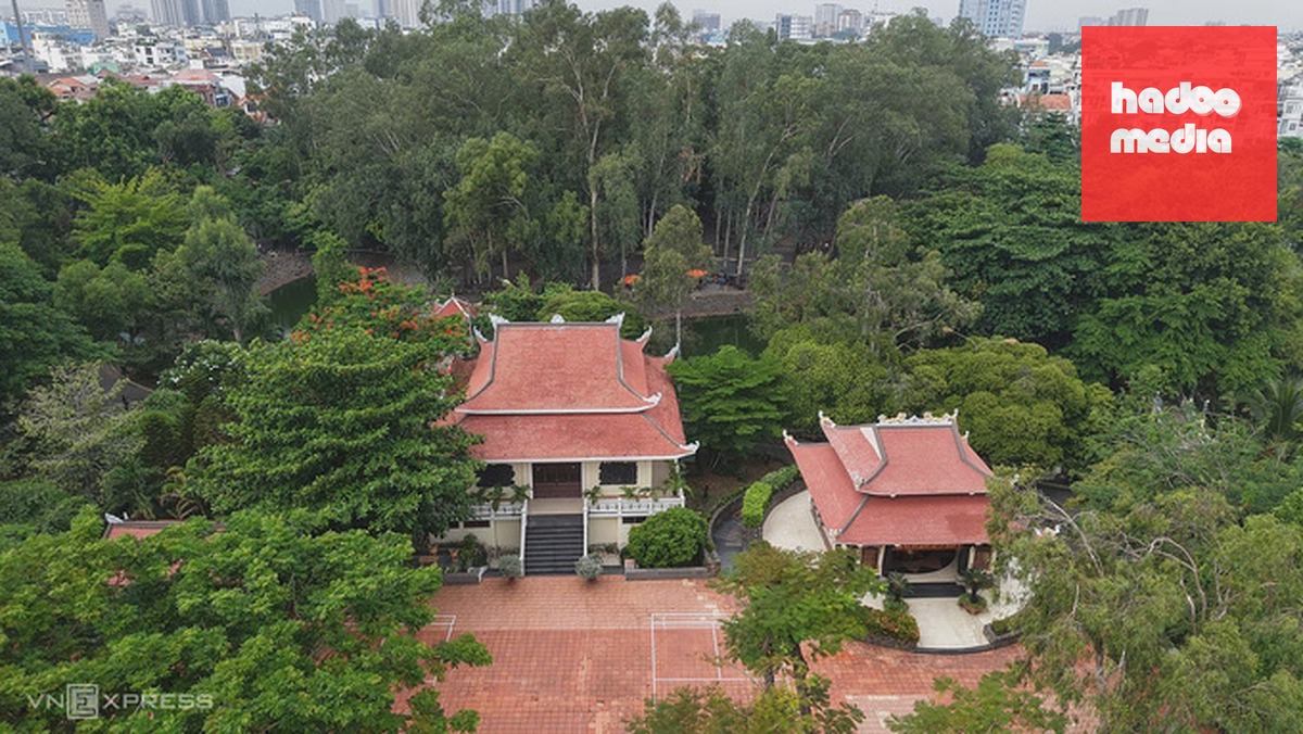 Khu vực nhà truyền thống công viên Lê Thị Riêng - nơi nghi có rãnh mộ chôn liệt sĩ. Ảnh: Thanh Tùng