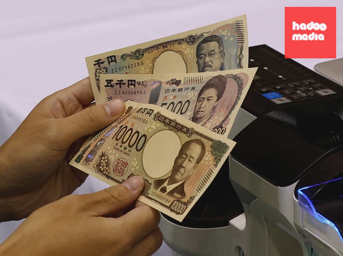 Các tờ tiền yen Nhật Bản chụp tại một sự kiện ở Tokyo. Ảnh: Reuters