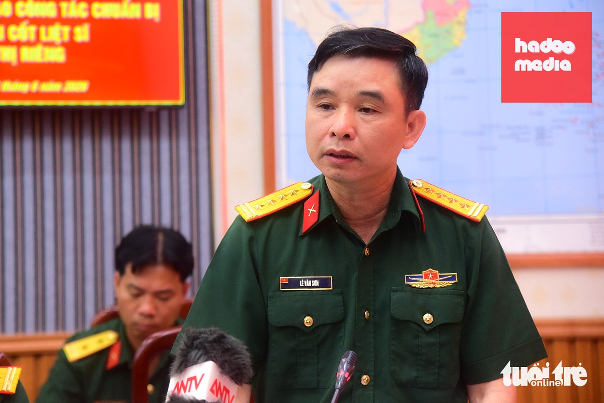 Đại tá Lê Văn Sơn, Phó cục trưởng Cục Chính sách xã hội (Bộ Quốc phòng), Phó chánh văn phòng Ban Chỉ đạo 515 quốc gia, phát biểu tại hội nghị