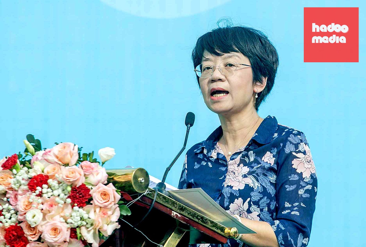 Bà Nguyễn Thị Thiên Phương, Phó cục trưởng Cục Môi trường, phát biểu tại lễ phát động - Ảnh: C.TUỆ
