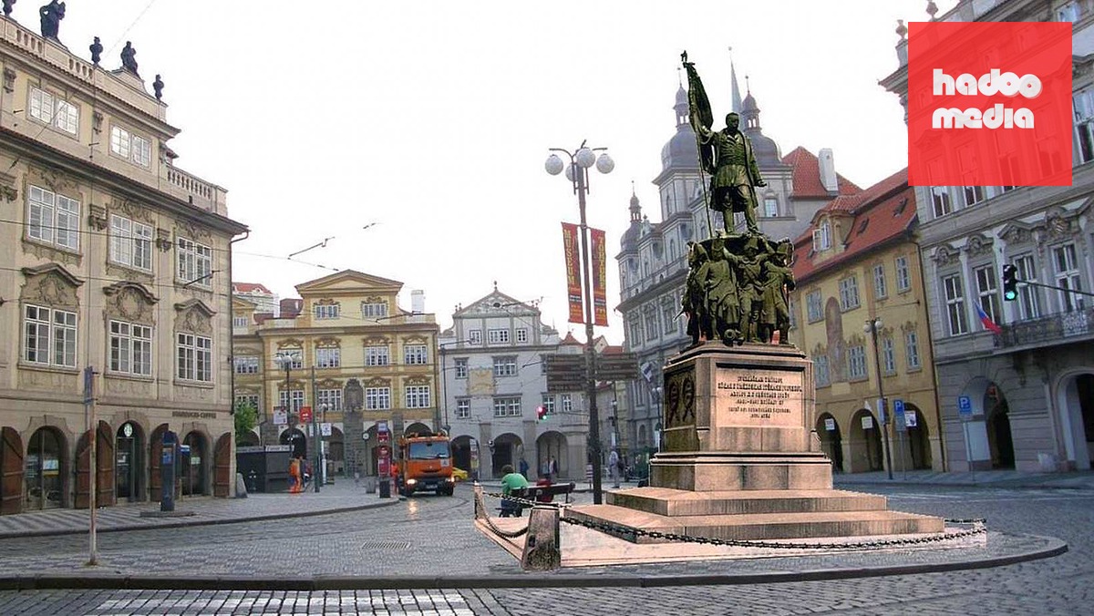 Praha đồng ý đưa tượng Radecký trở lại Quảng trường Malostranské