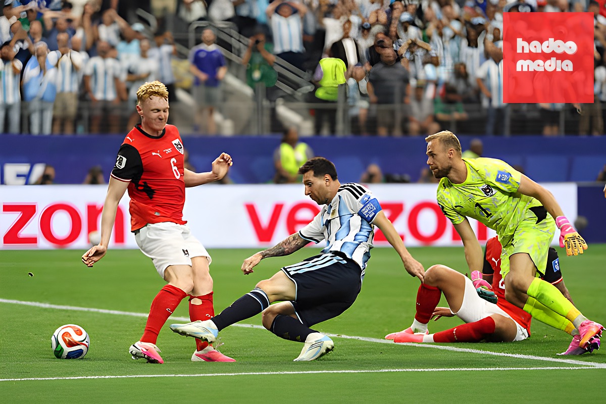 Lionel Messi giúp tuyển Argentina đánh bại Áo với tỷ số 2-0.