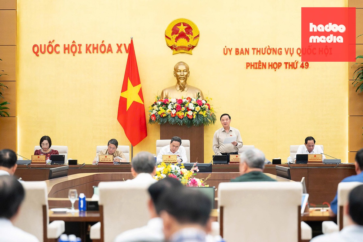 Một phiên họp của Ủy ban Thường vụ Quốc hội - Ảnh: QH