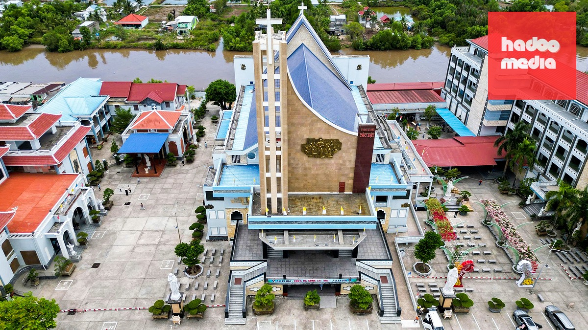 Thánh đường Tắc Sậy, nơi diễn ra nhiều sự kiện ngày 2-7 thu hút hàng chục ngàn tín đồ - Ảnh: THANH HUYỀN