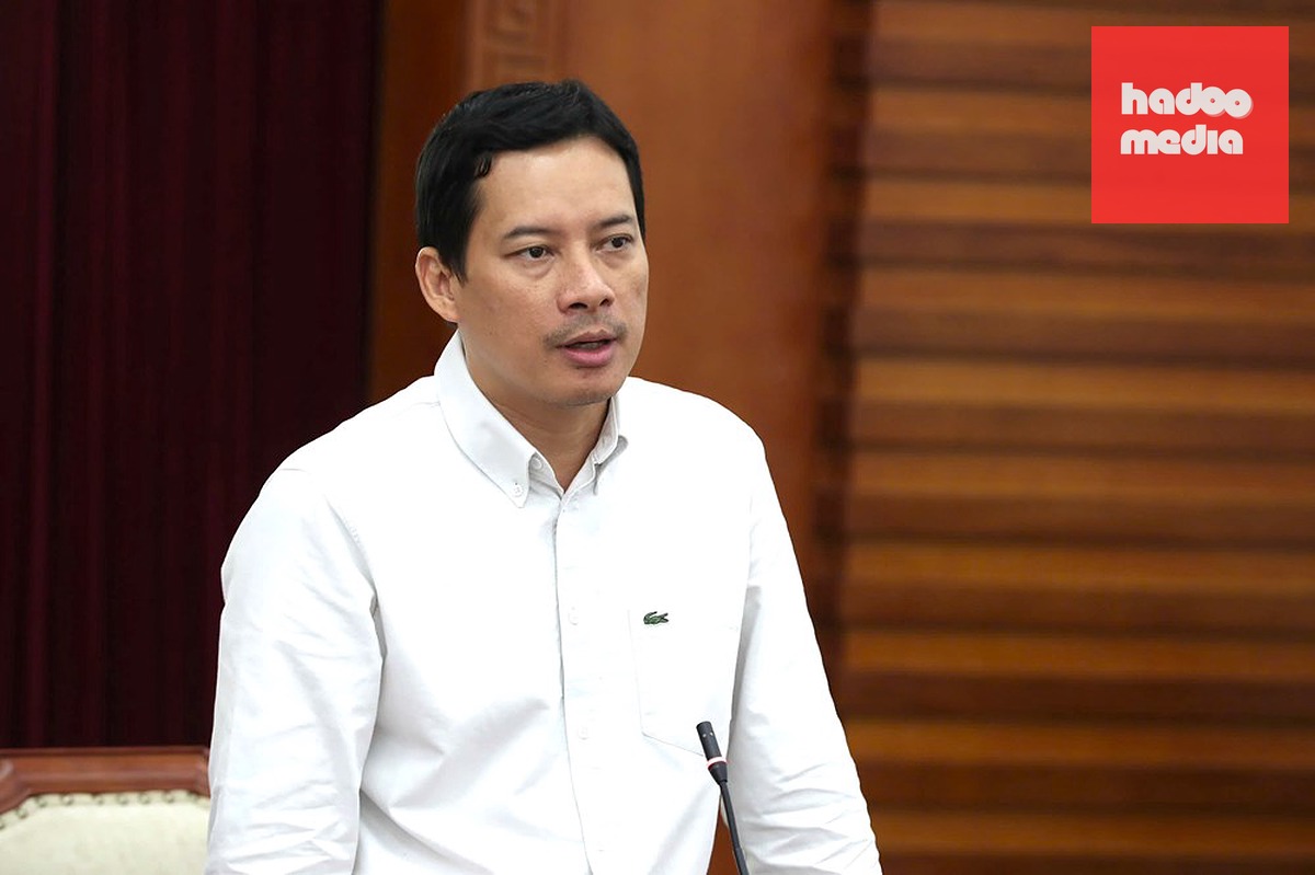 Ông Lê Quang Tự Do chia sẻ thông tin tại buổi họp báo - Ảnh: TRẦN HUẤN