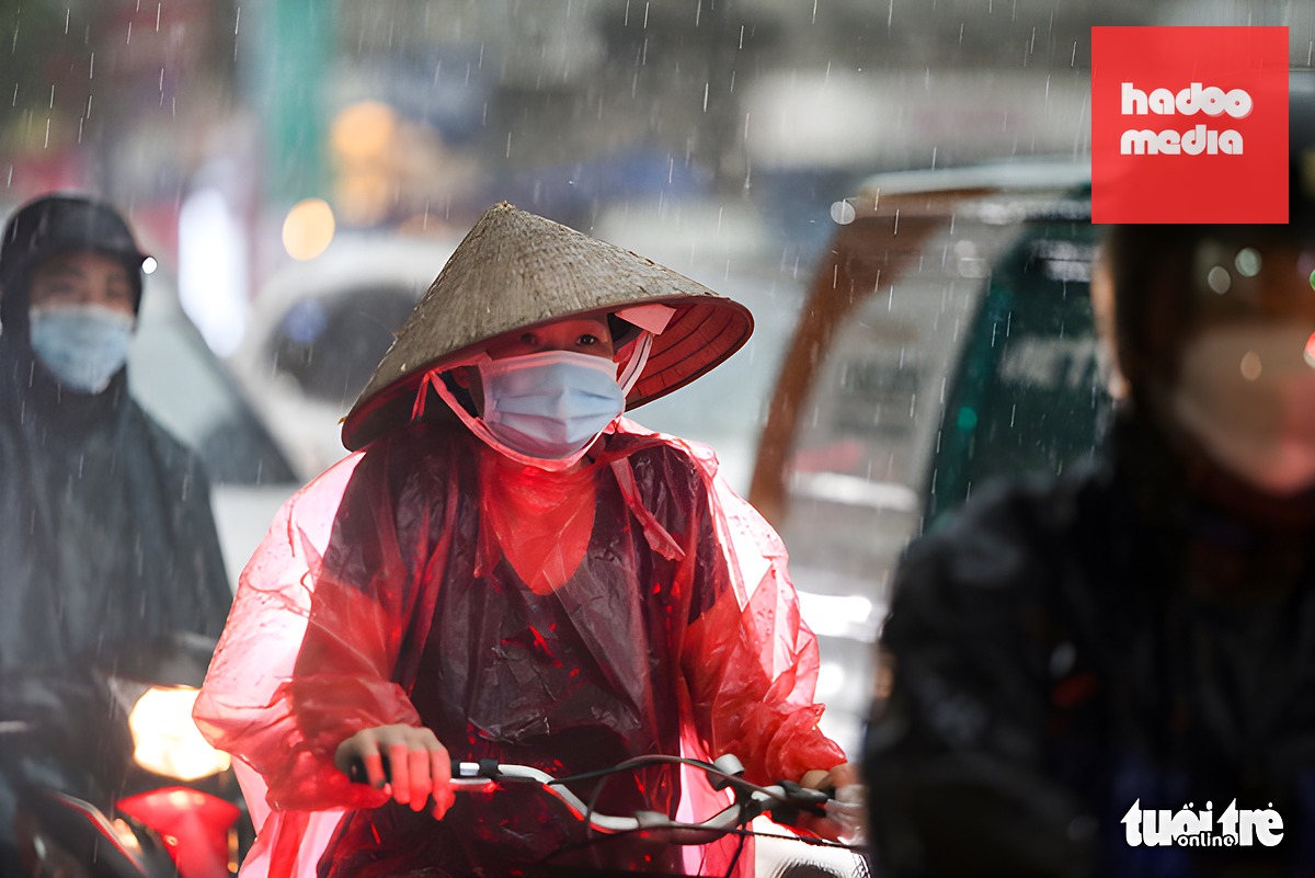 Các tỉnh Bắc Bộ thời tiết ngày nắng nóng, về chiều tối mưa dông - Ảnh: T.L