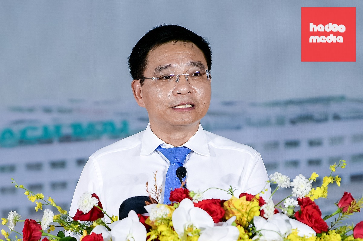 Phó thủ tướng Chính phủ Nguyễn Văn Thắng phát biểu tại chương trình - Ảnh: NAM TRẦN