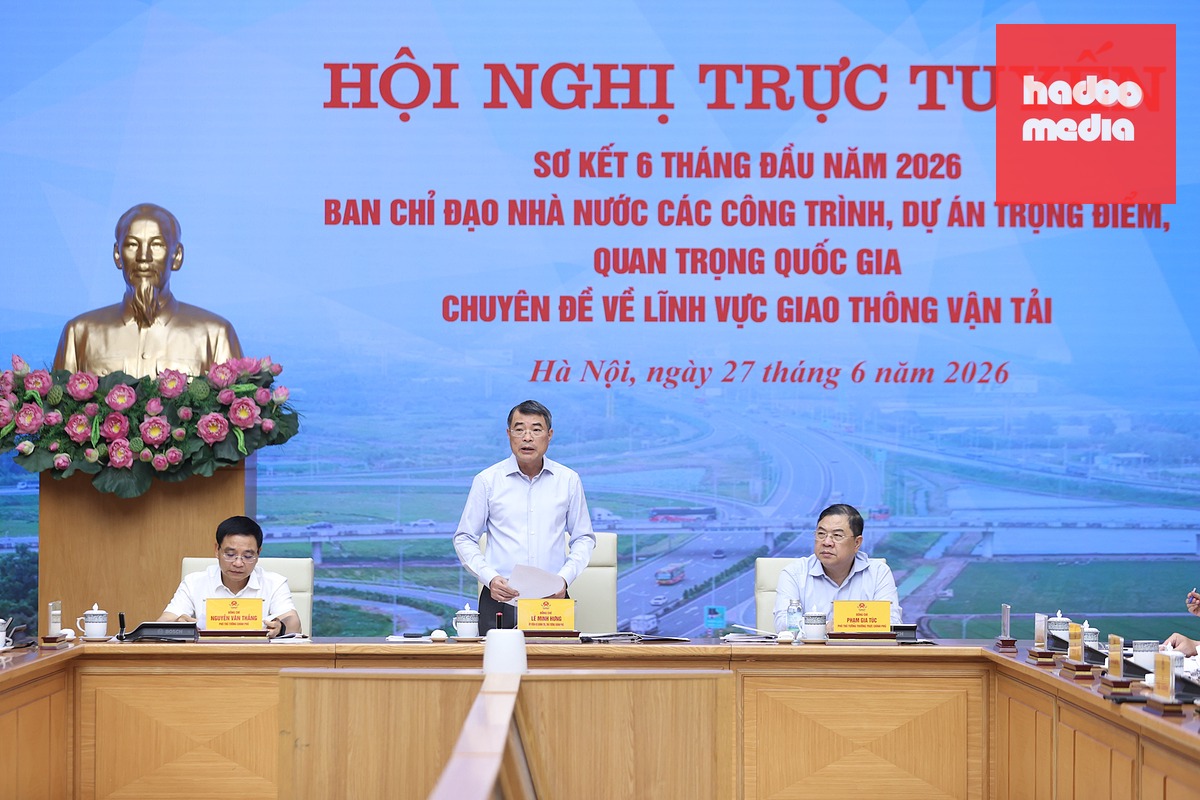 Lãnh đạo Chính phủ tại hội nghị sơ kết 6 tháng đầu năm của Ban Chỉ đạo nhà nước các công trình, dự án trọng điểm, quan trọng quốc gia - Ảnh: NHẬT BẮC