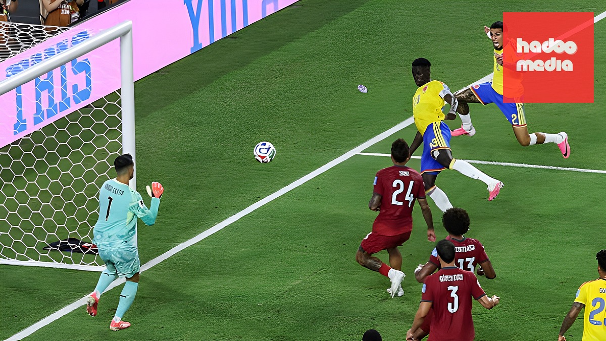 Bàn thắng không được công nhận của Davinson Sanchez.